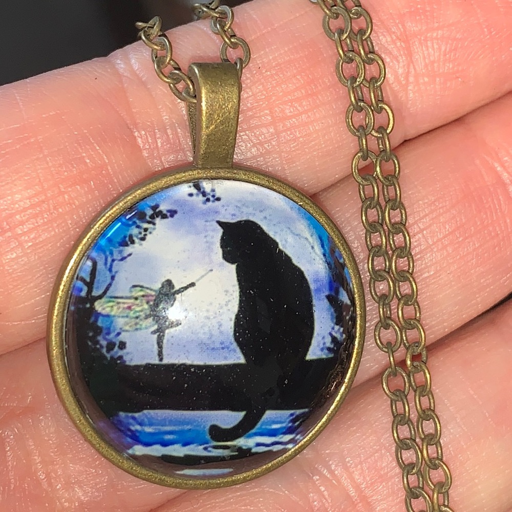 Fairy and cat Cabochan glass necklace NWOT